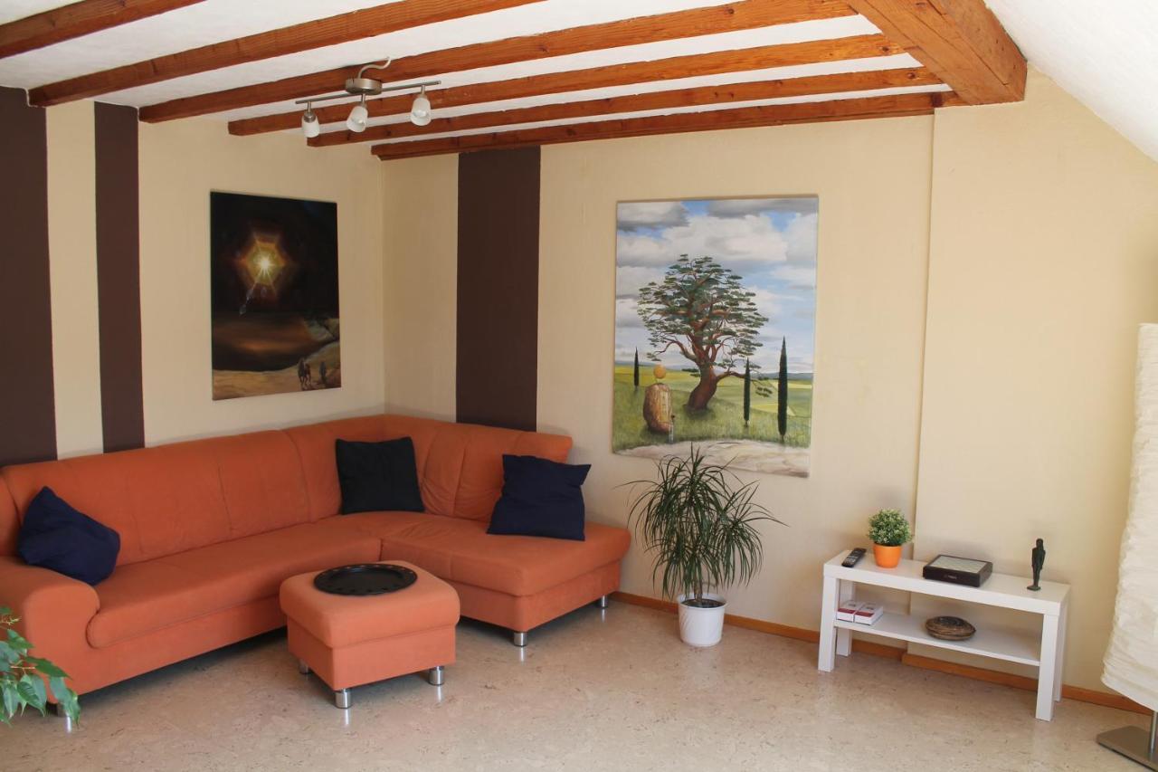 Ferienwohnung Im Galerie-Haus Urbar  ภายนอก รูปภาพ